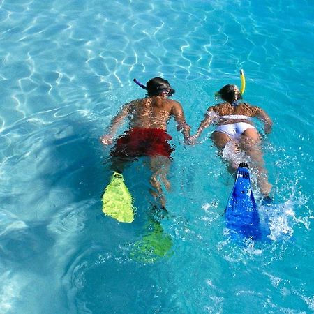 Windsong On The Reef Hotel Grace Bay Eksteriør billede