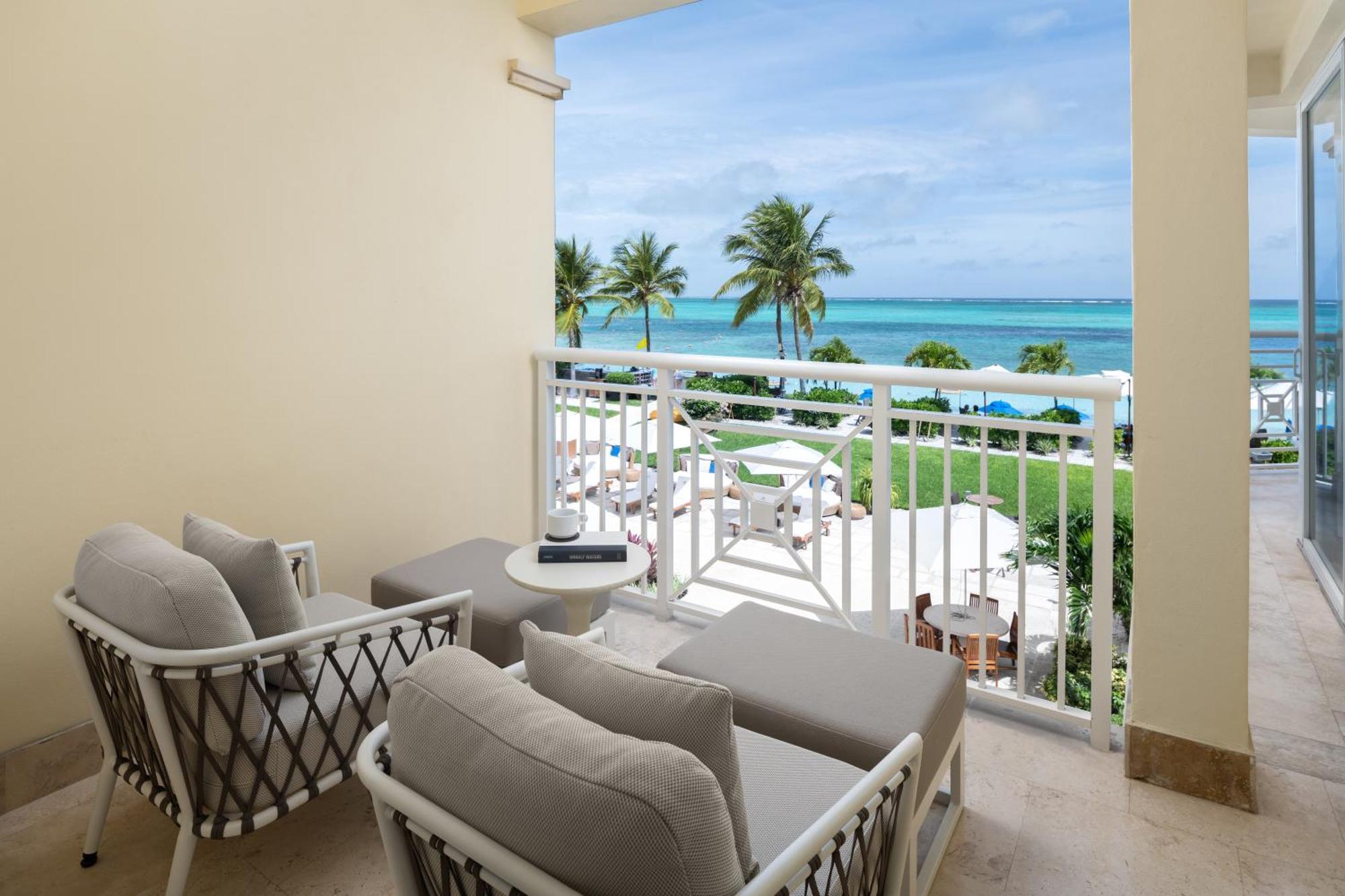 Windsong On The Reef Hotel Grace Bay Eksteriør billede