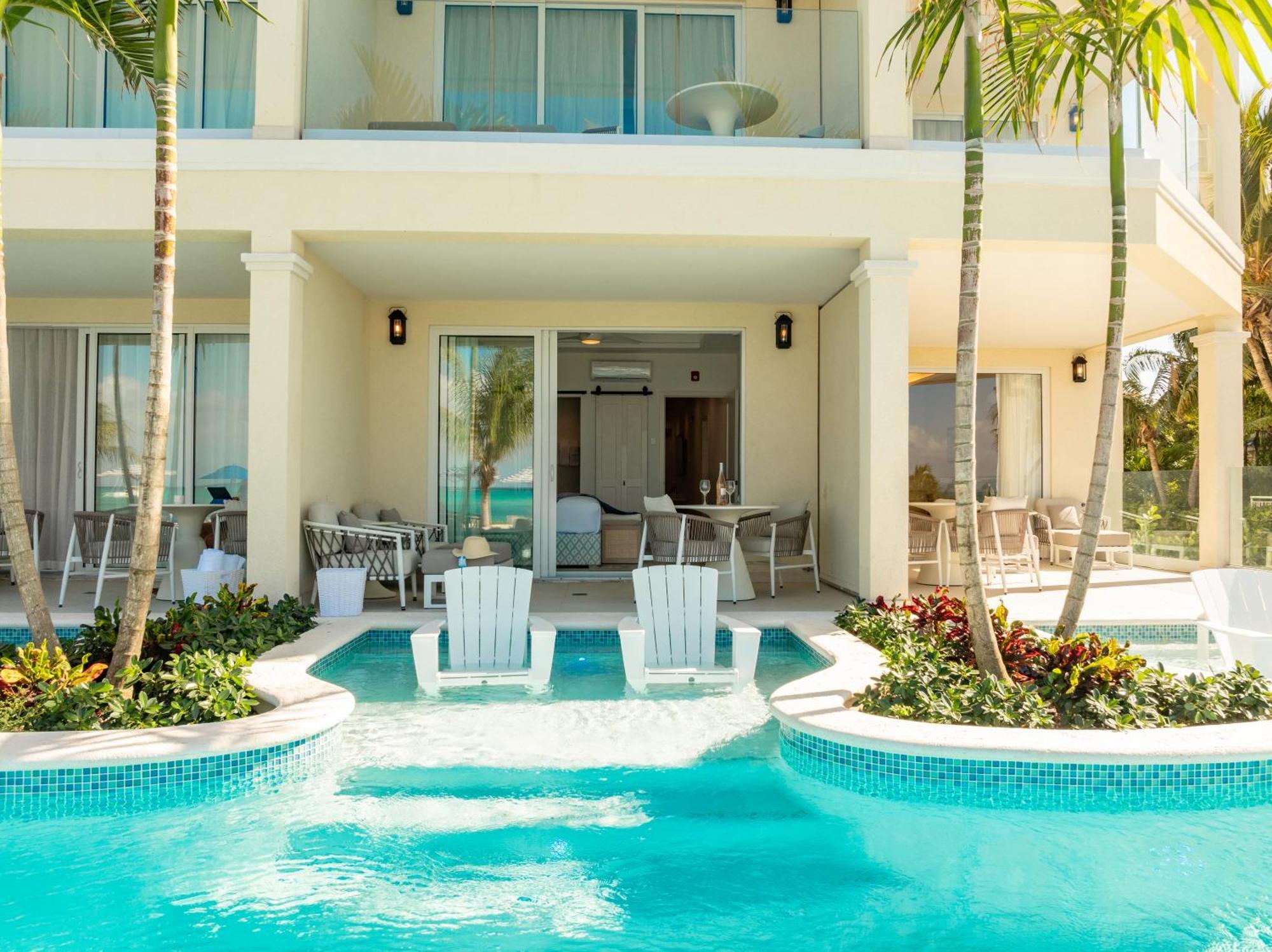 Windsong On The Reef Hotel Grace Bay Eksteriør billede